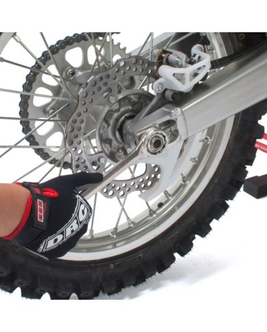 LLAVE- PALANCA PARA NEUMATICO METALIZADA 22mm LLAVE- PALANCA PARA NEUMATICO METALIZADA 22mm