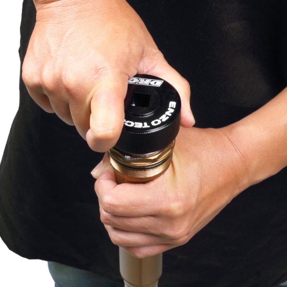 Desmontador tapón de horquilla KYB AOS