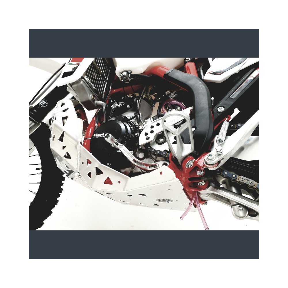 Cubrecárter enduro con protección de escape Beta RR 250/300 (20-22)