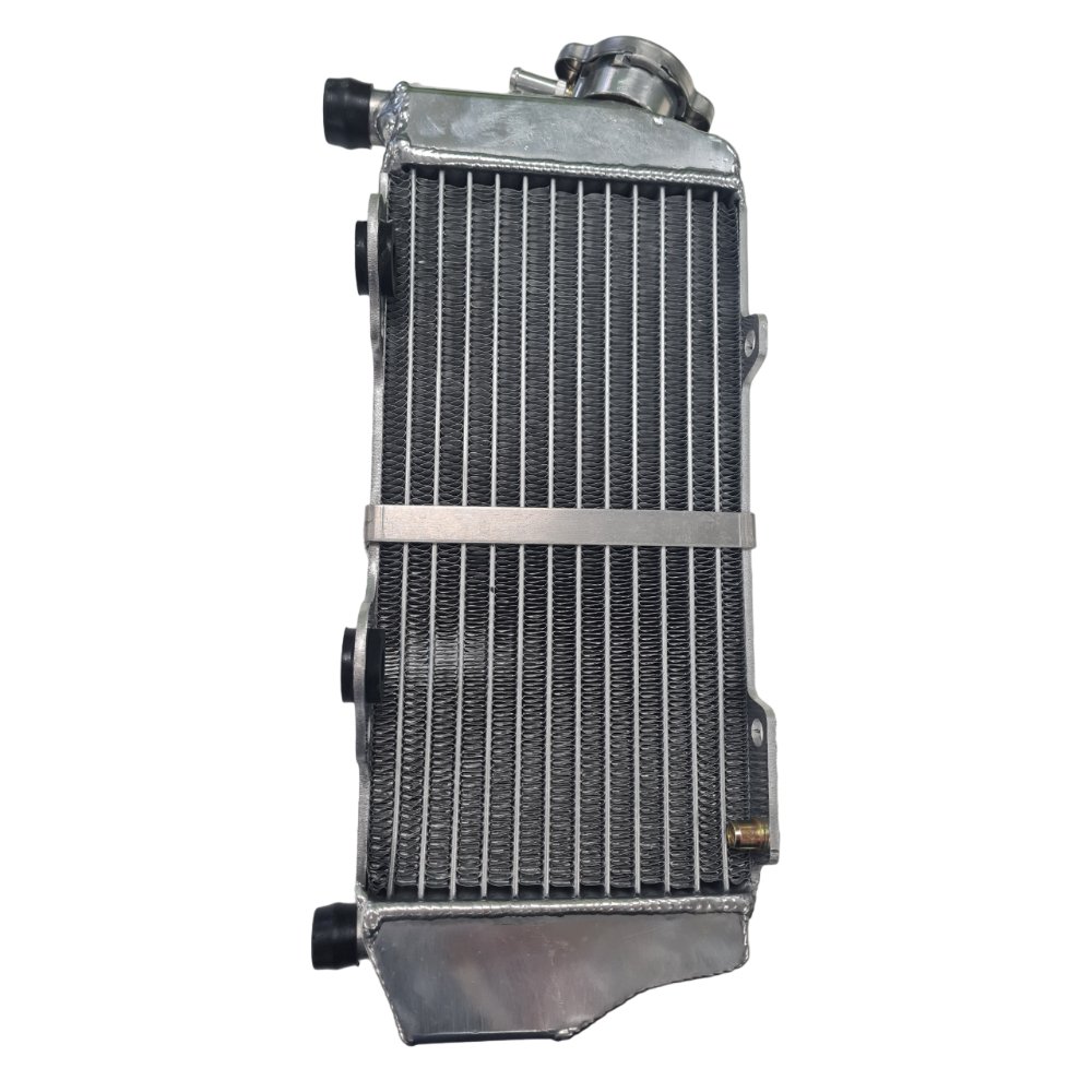 Radiador lado con tapón BETA RR250/RR300 20-24