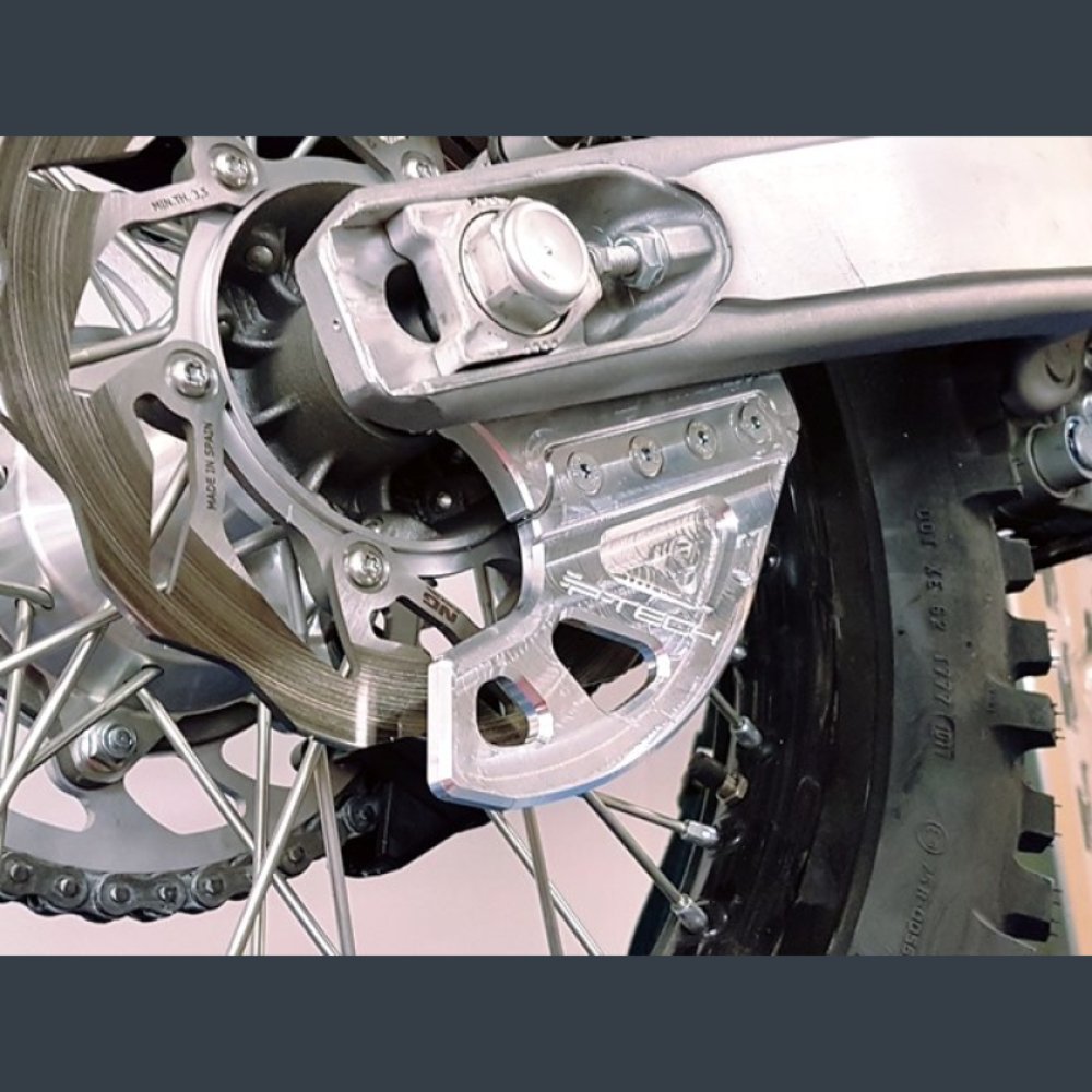 Protector de disco de freno trasero P-Tech Gas Gas (10-20) Rieju (21-22)