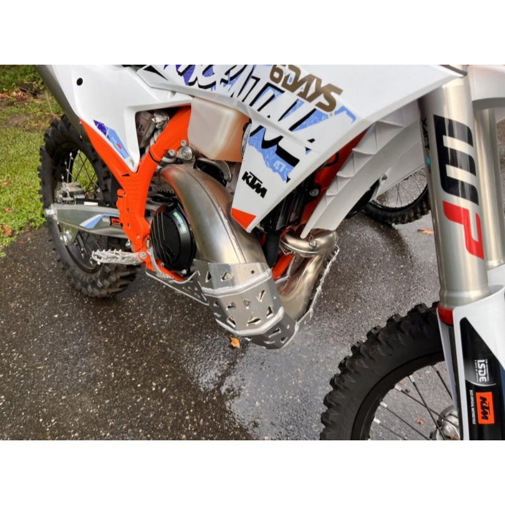 Cubrecárter Enduro con protección de escape KTM EXC 250/300 Tpi Husqvarna TE 250/300 2024