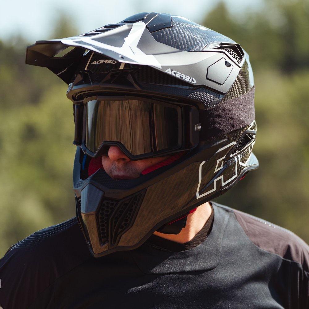 Casco Acerbis Airstrike-C carbono