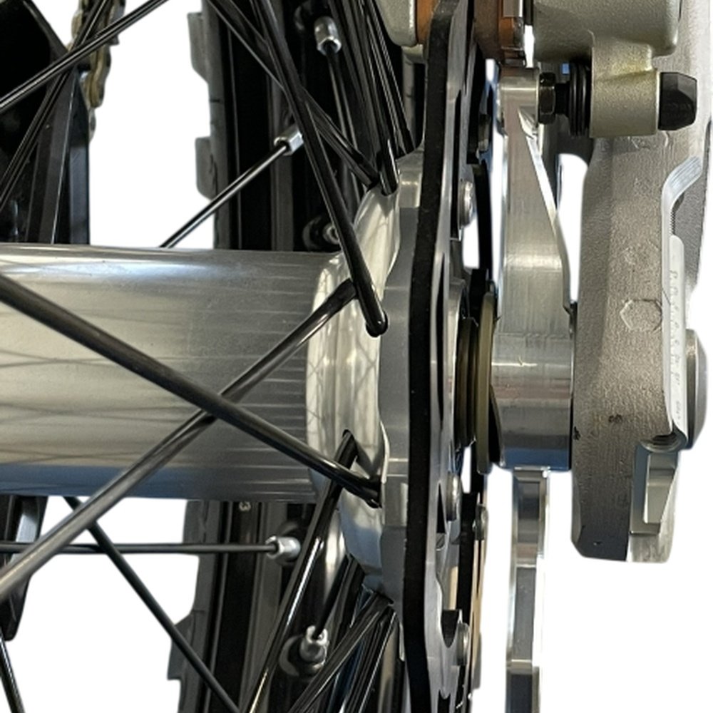 Protector disco trasero Stark Varg 23-26