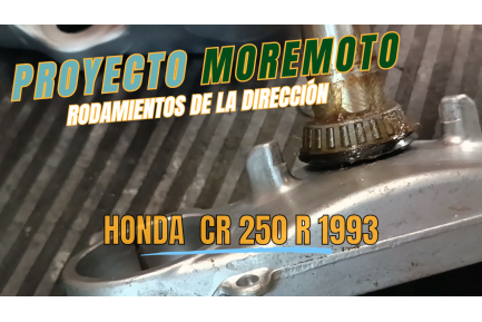 Restaurando una Honda CR 250 R 1993 -  Capítulo 12 - Rodamientos de dirección