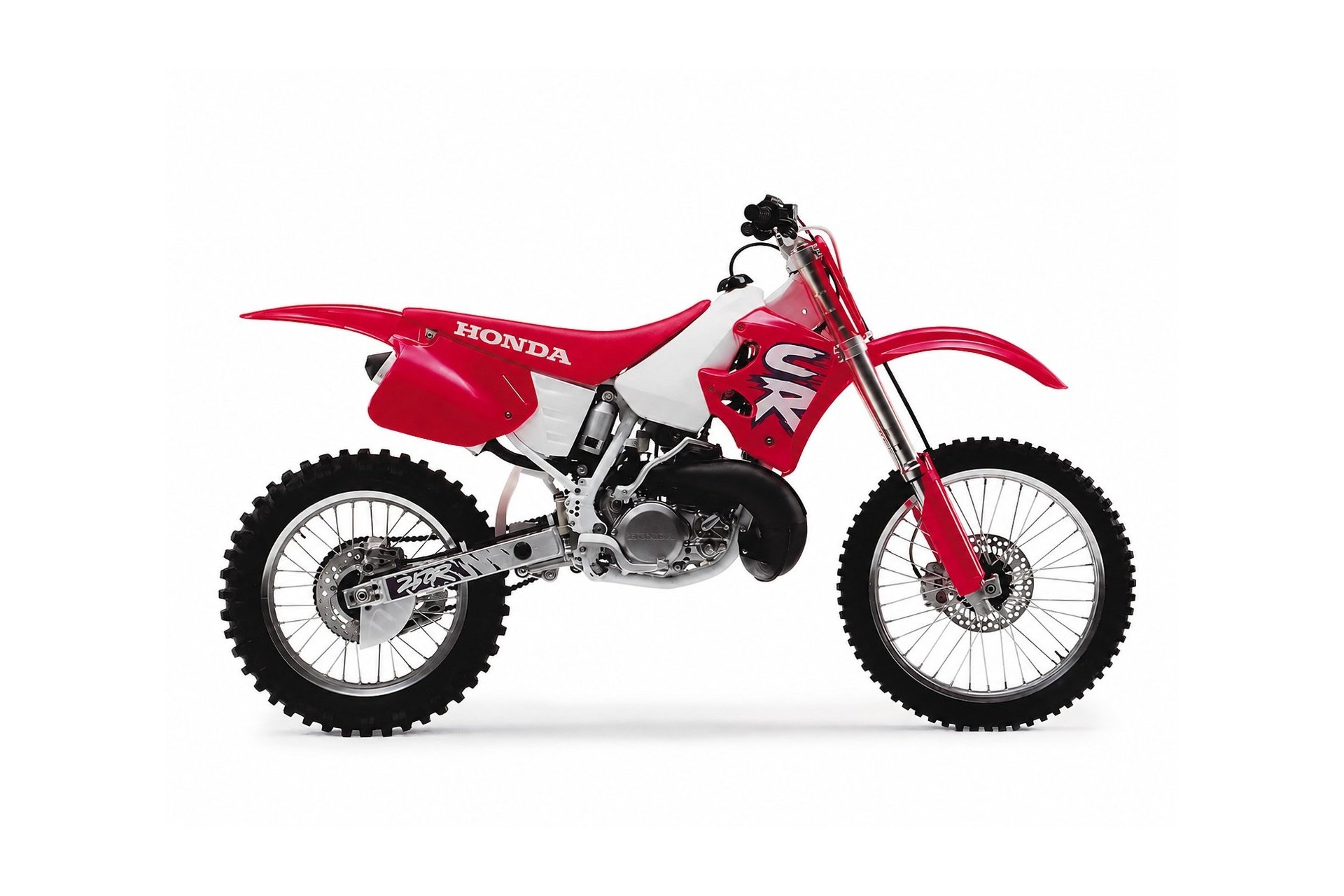 Ficha técnica Honda CR 250 R 1992-1994: aceite, bujía, kit de arrastre y pares de apriete