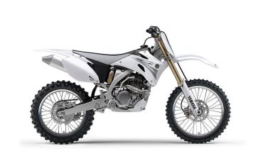 Ficha técnica Yamaha YZ 250 F 2008: aceite, bujía, kit de arrastre y pares de apriete