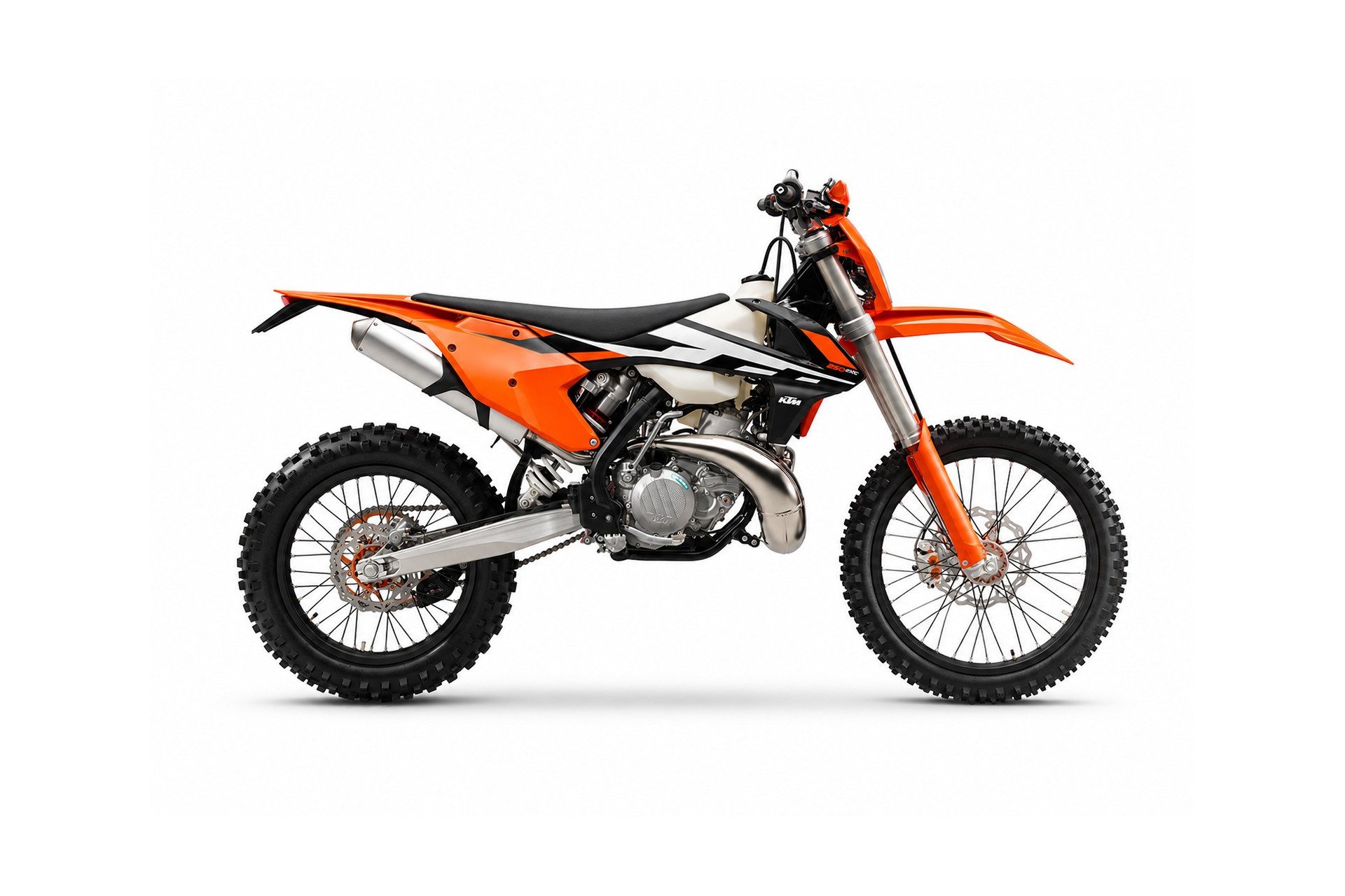 Ficha técnica KTM EXC 250 2017: aceite, bujía, kit de arrastre y pares de apriete