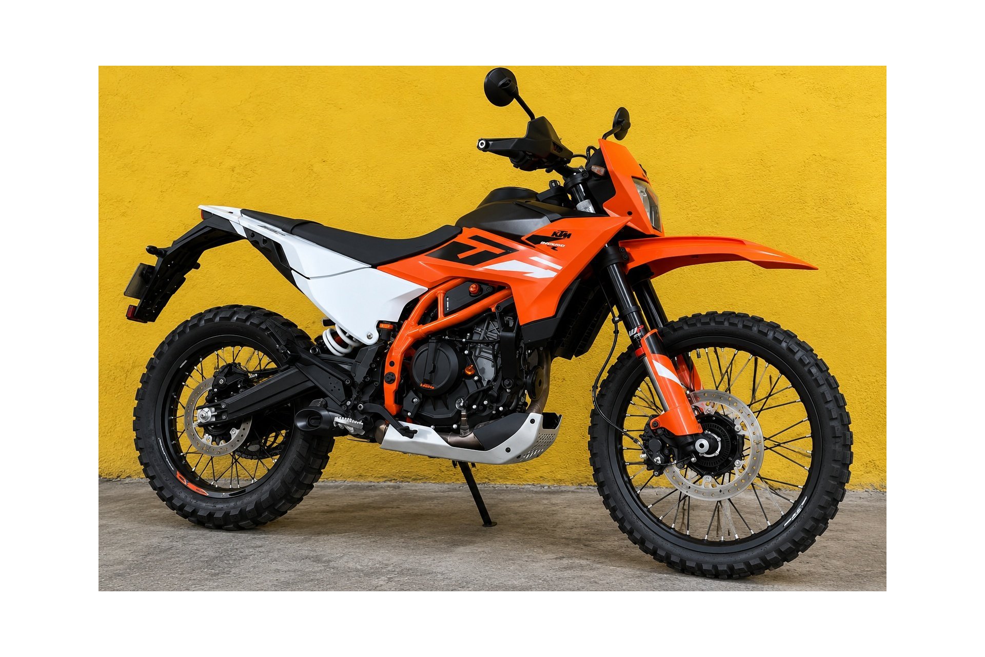 KTM 390 Enduro R 2025-2026: ficha técnica, preparación y accesorios off-road