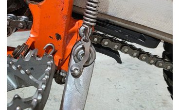 Pata de cabra KTM Enduro: averías, kit de reparación, soporte y pata completa