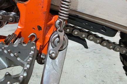 Pata de cabra KTM Enduro: averías, kit de reparación, soporte y pata completa