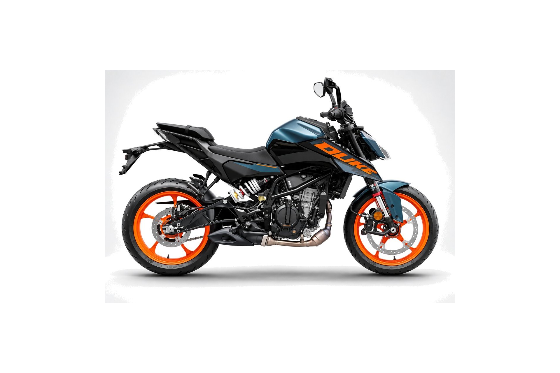 KTM Duke 125 2011–2024 – Ficha técnica, mantenimiento, aceite, filtros, bujía, batería y pares de apriete