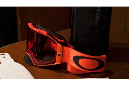 Gafas Oakley Airbrake MX Prizm Gafas Oakley Airbrake MX Prizm